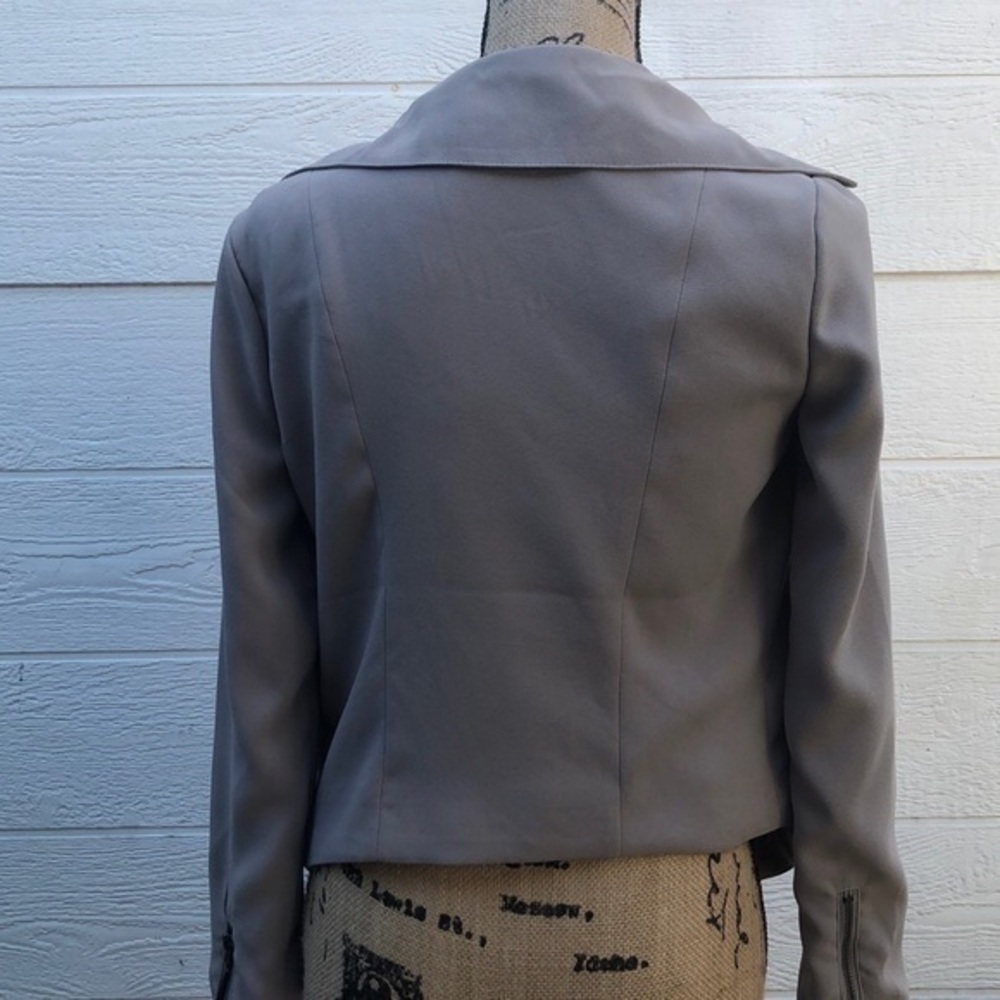 Gray blazers - Picture 5 of 6